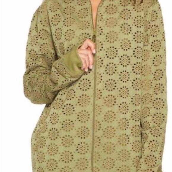 Fenty Puma by❤️🌼Rihanna Edge/Jacket Medium,New - Picture 2 of 13